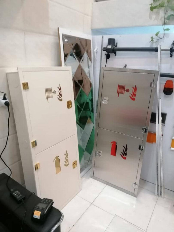 جعبه آتش نشانی استیل و گالوانیزه _ جعبه آتش نشانی توکار _ جعبه آتش نشانی استیل _ جعبه آتش نشانی آریا _ جعبه آتش نشانی استیل طلایی _ جعبه آتش نشانی قیمت _ جعبه آتش نشانی روکار